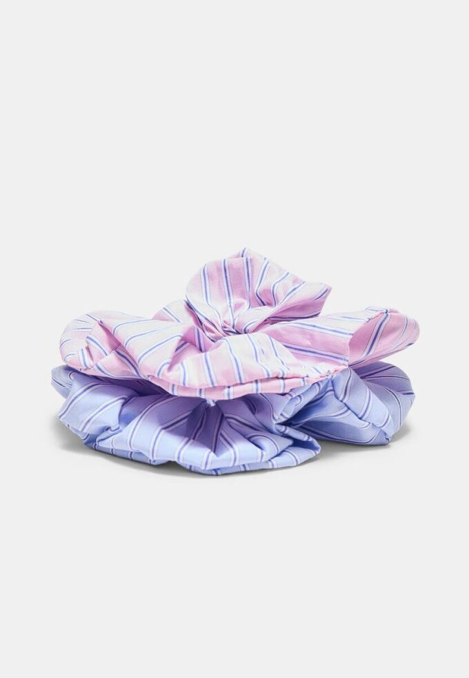 Conjunto de 2 elásticos para o cabelo às riscas