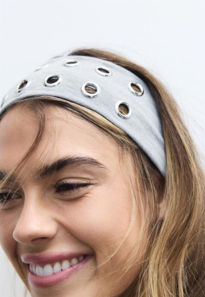 Conjunto de 2 fitas para o cabelo em pele com tachas