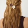 Conjunto de 2 ganchos de cabelo com flores esmaltadas