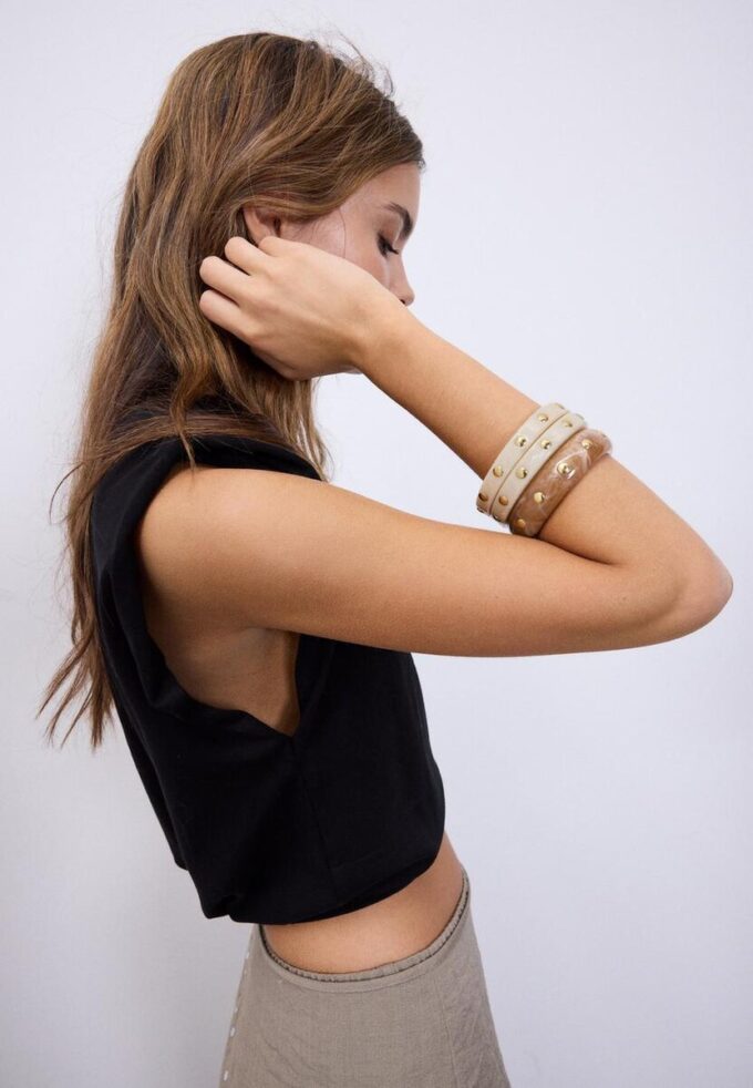Conjunto de 3 pulseiras rígidas com tachas