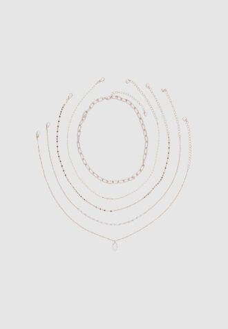 Conjunto de 5 colares com pingentes de pedras cor-de-rosa