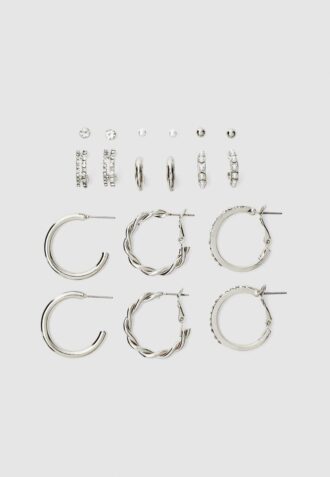 Conjunto de 9 brincos de argola com strass e contas de pérola