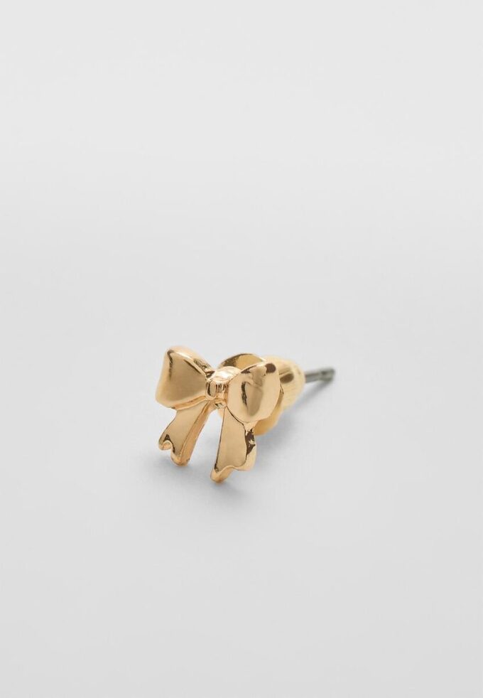 Conjunto de 9 brincos de flores