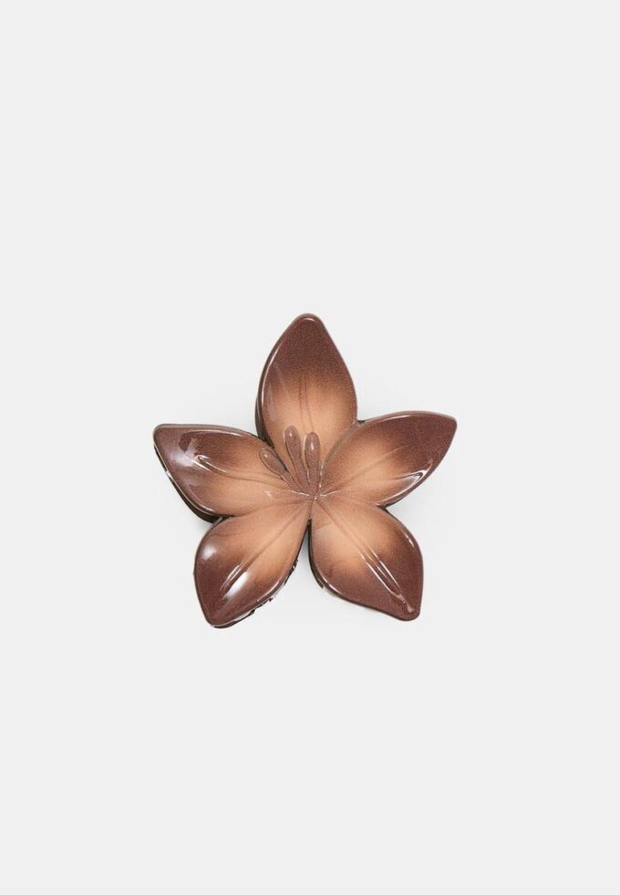 Ganchos de cabelo com flores