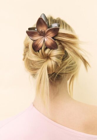 Ganchos de cabelo com flores
