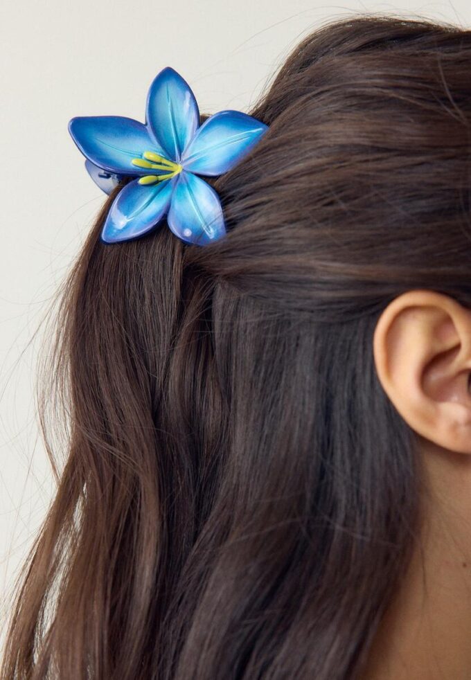 Ganchos de cabelo com flores