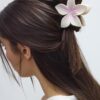 Ganchos de cabelo com flores