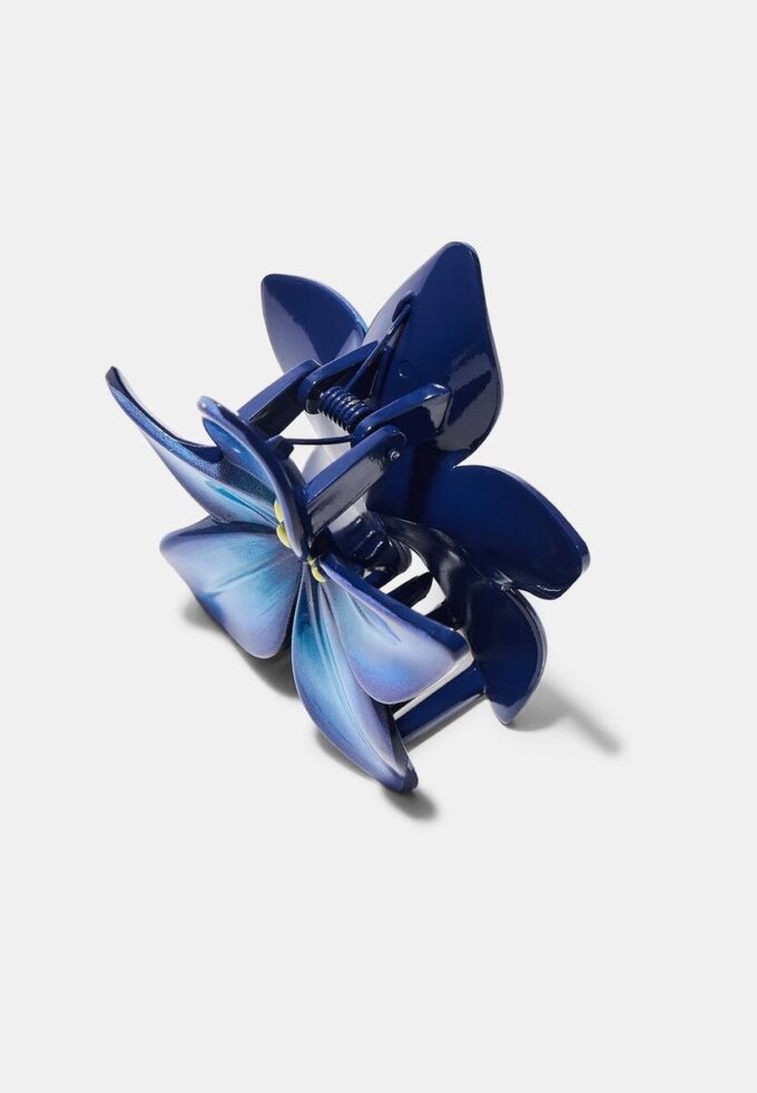 Ganchos de cabelo com flores