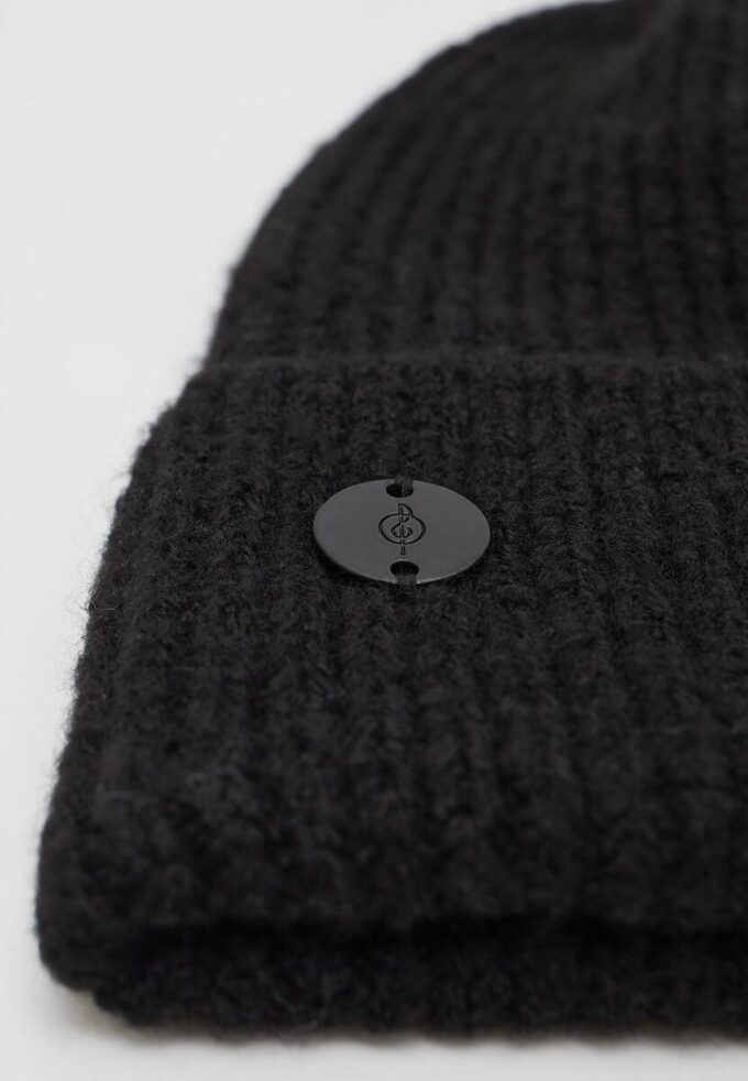 Gorro canelado com placa