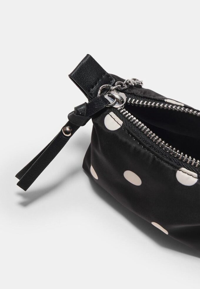 Mini bolsa de higiene