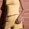 Mini-Skort com acabamento em renda