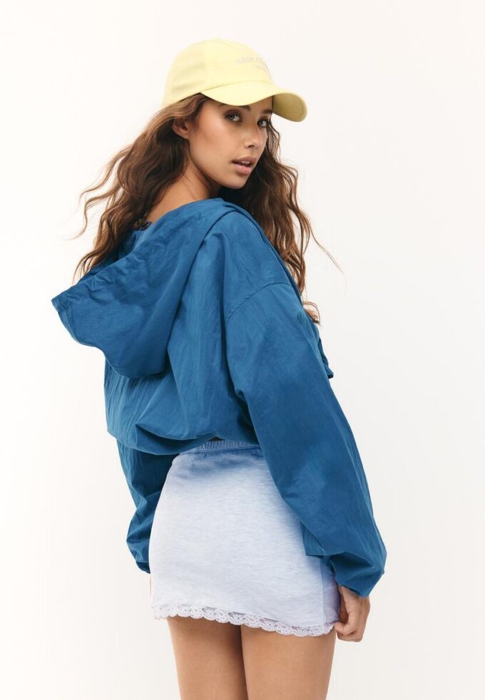 Mini-Skort com acabamento em renda