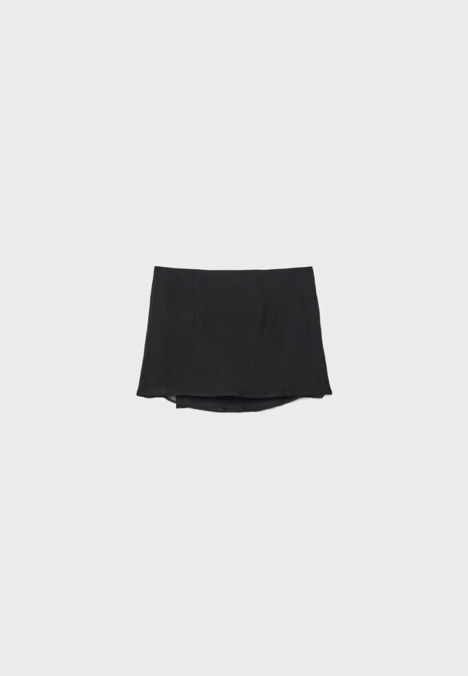 Mini-Skort com laço bordado Mini-Skort com laço bordado