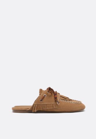 mocassins de pele sem calcanhar com pingentes 2 330x477 - Mocassins de pele sem calcanhar com pingentes