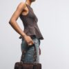 Saco de bowling com detalhes em metal