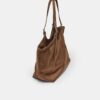 Saco de compras com detalhe de mini fivela