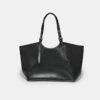 Saco Tote com Detalhe de Mini Fivela