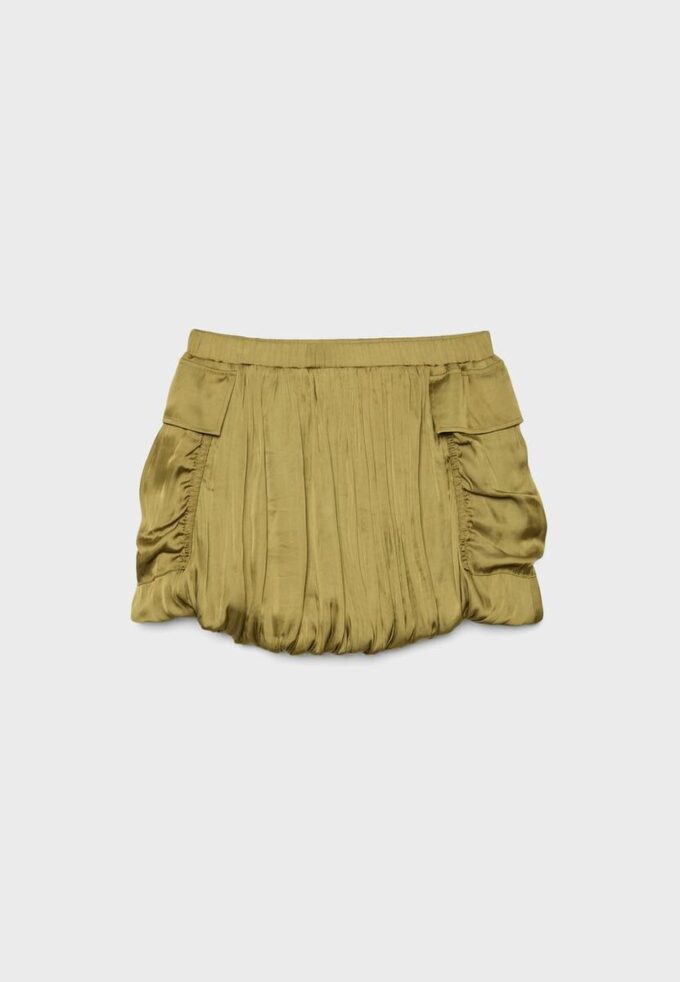 Saia balão em cetim com bolsos Saia balão em cetim com bolsos