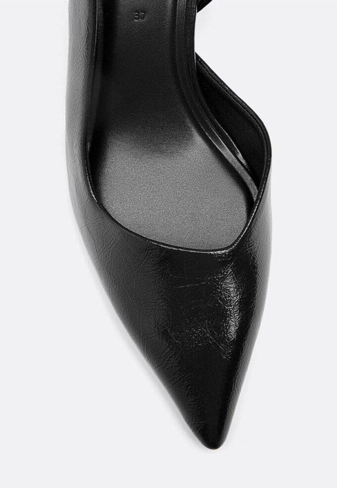 Sapatos de salto alto básicos