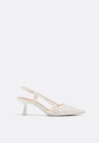 Sapatos de salto baixo com malha e strass