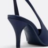 Sapatos de salto com efeito acetinado