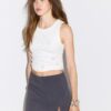 Skort com fenda lateral Skort com fenda lateral