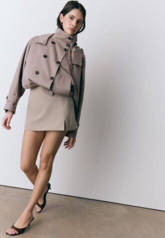 Skort com fenda lateral