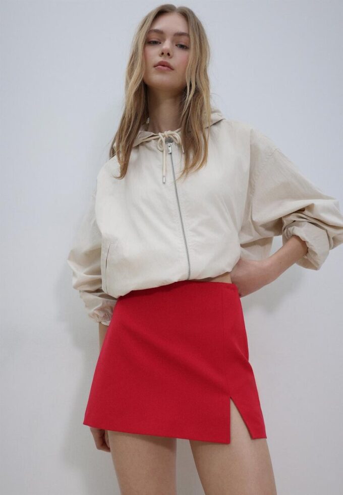 Skort com fenda lateral Skort com fenda lateral
