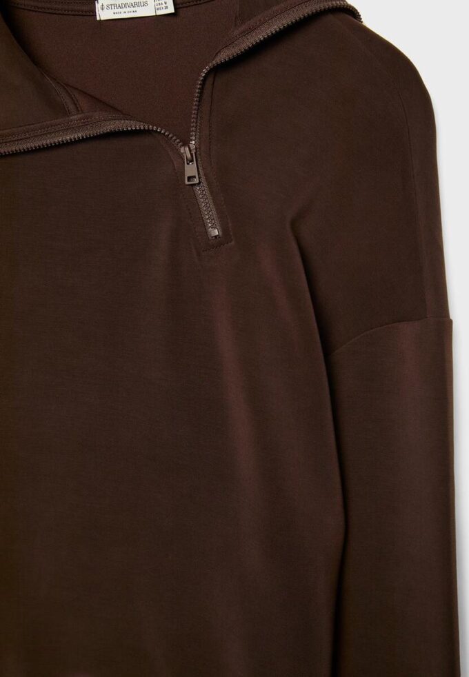 Sweatshirt de toque suave com fecho lateral Sweatshirt de toque suave com fecho lateral