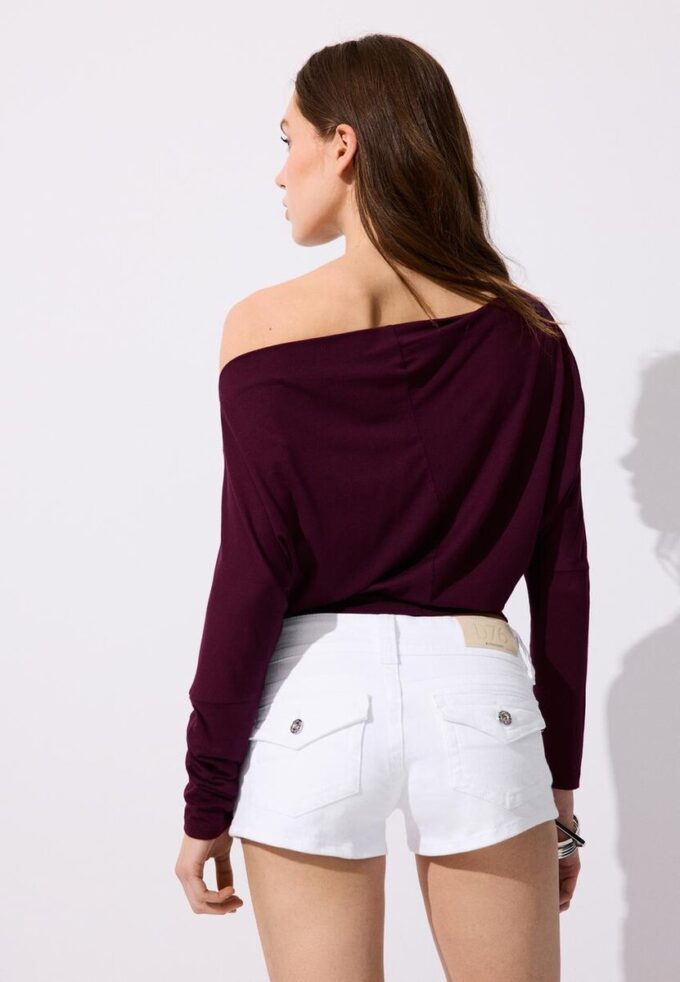 T-shirt assimétrica em modal