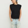 T-shirt básica com ombreiras T-shirt básica com ombreiras