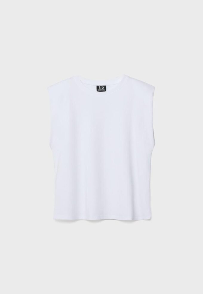 T-shirt básica com ombreiras T-shirt básica com ombreiras