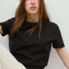 T-shirt básica de corte regular com toque suave T-shirt básica de corte regular com toque suave
