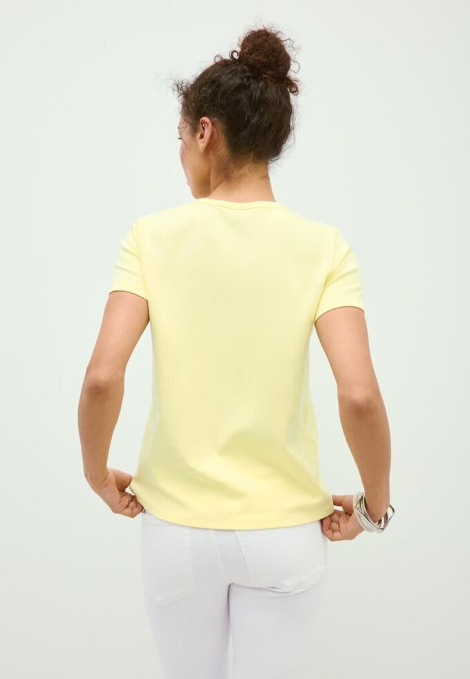 T-shirt básica de corte regular com toque suave T-shirt básica de corte regular com toque suave