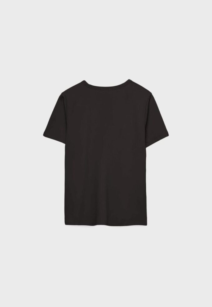 T-shirt básica de corte regular com toque suave T-shirt básica de corte regular com toque suave