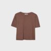 T-shirt básica de corte regular e tecido pesado