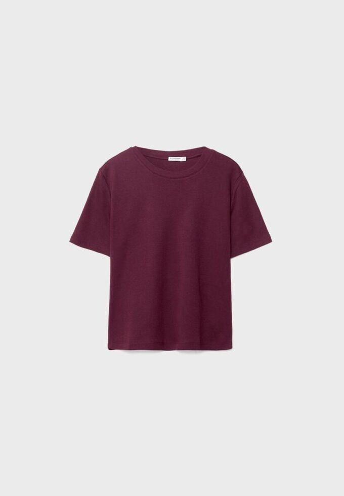 T-shirt básica de corte regular e tecido pesado T-shirt básica de corte regular e tecido pesado