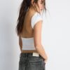 T-shirt com costas abertas T-shirt com costas abertas