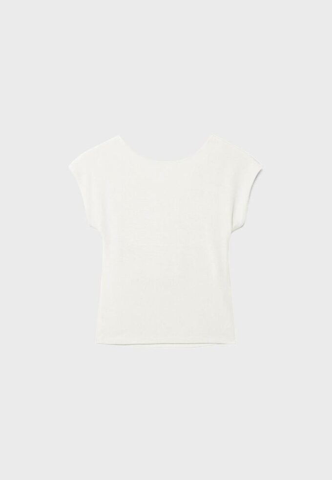 T-shirt com costas abertas T-shirt com costas abertas