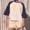 T-shirt com mangas raglan
