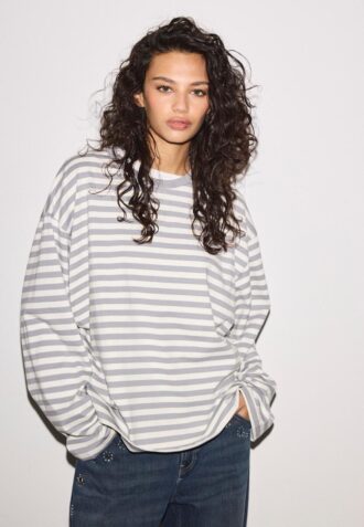 T-shirt de manga comprida Oversize às riscas