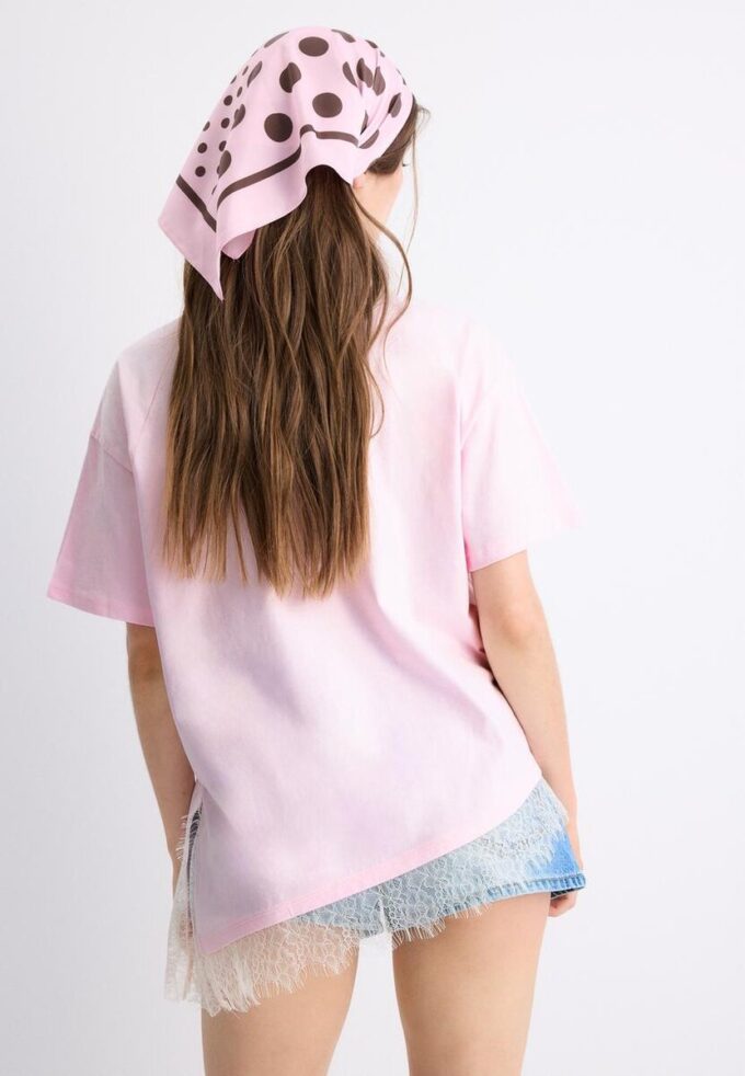T-shirt de manga curta com bainha em renda
