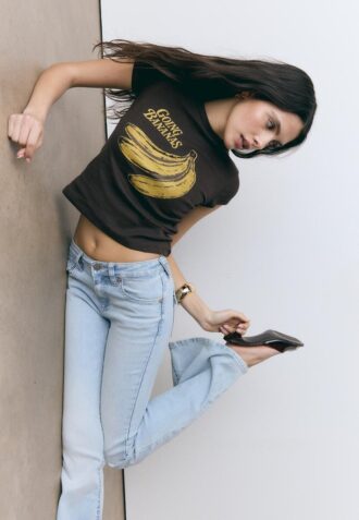 T-shirt de manga curta com corte banana