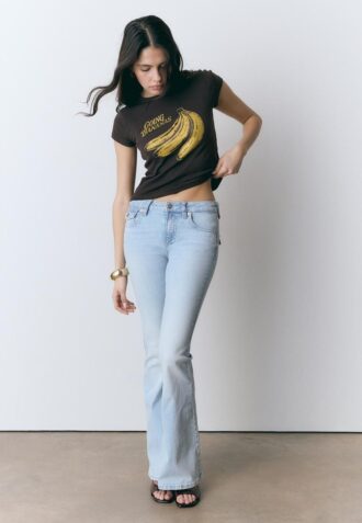 T-shirt de manga curta com corte banana