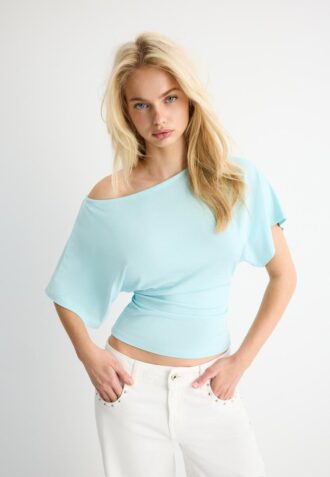 T-shirt de manga curta com gola barco