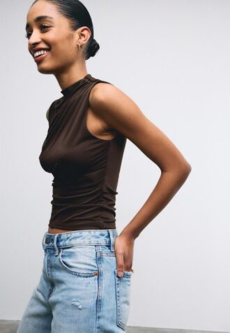T-shirt de tule franzido