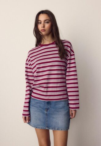 T-shirt oversize de manga comprida às riscas