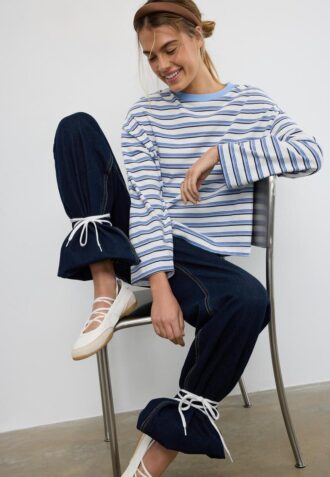 T-shirt oversize de manga comprida às riscas