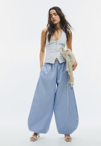 Top com decote halter em bengaline