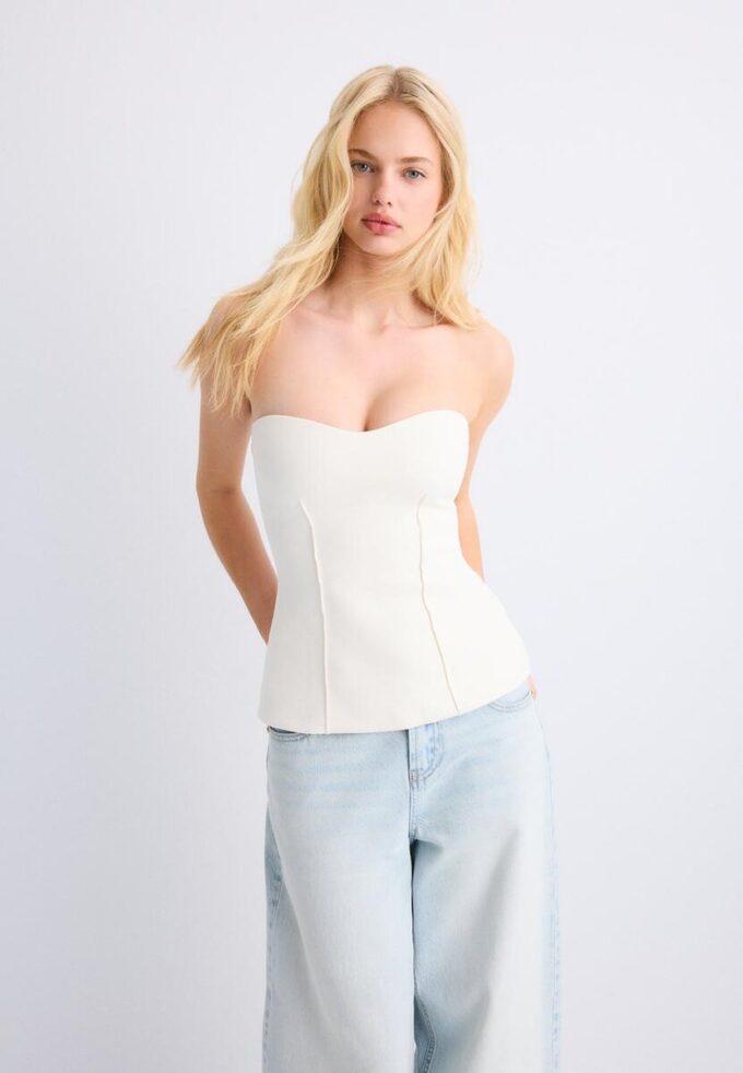 Top de biquíni bandeau com decote em coração Top de biquíni bandeau com decote em coração